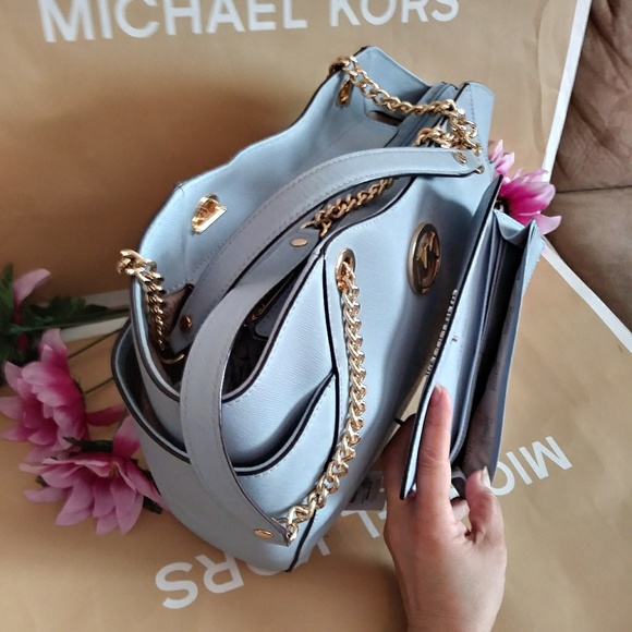 SALE πMichael kors purse bag w/ wallet - Picture 3 of 8